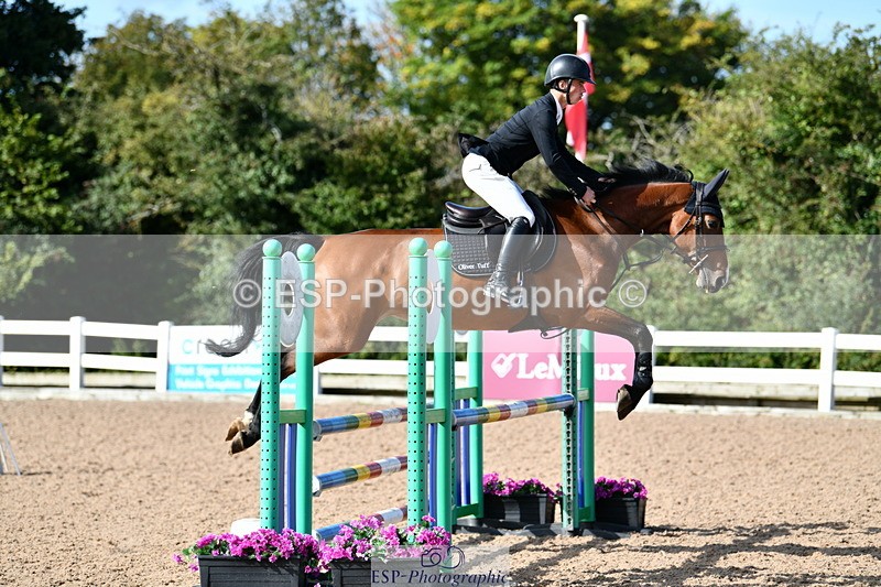 240913A-103924-03516 - Cls 21 Snr Discovery and 1m Open