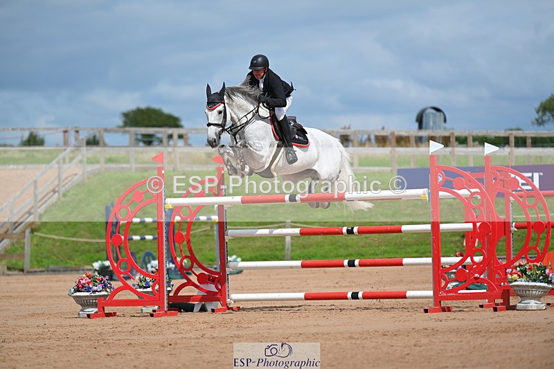 230721A-153423-07311 - Cls 10, 2 Star Big 1.45m Start to break