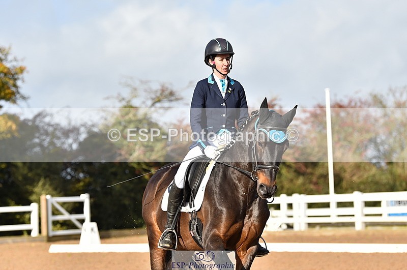 231104A-110604-01455 - Cls 5 Novice 37A