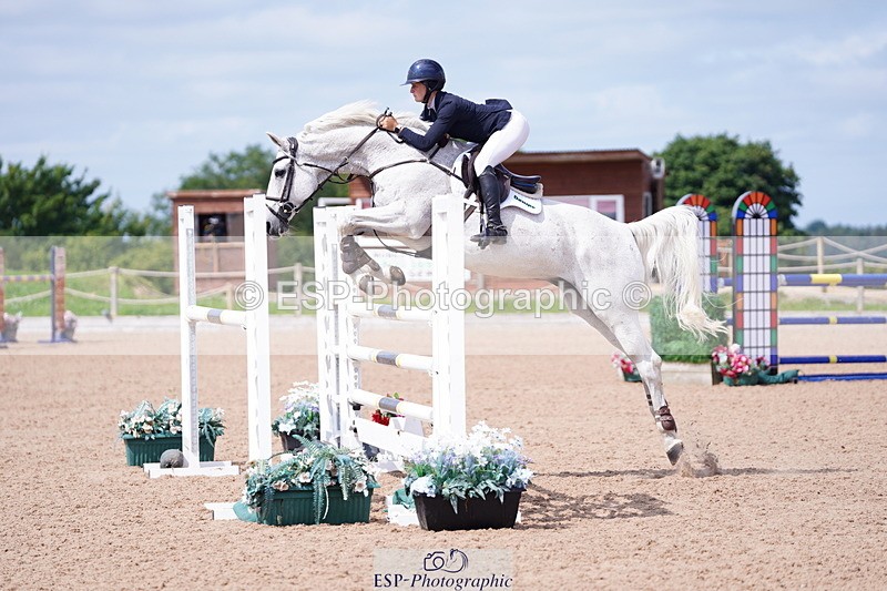 240802A-113004-03822 - Cls 16 Snr 1.20m Open