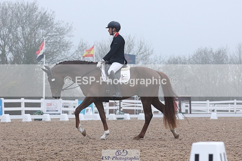 250404-091028-04400 - 076+074-Angus.Corrie-Deane+Amelia.Struel