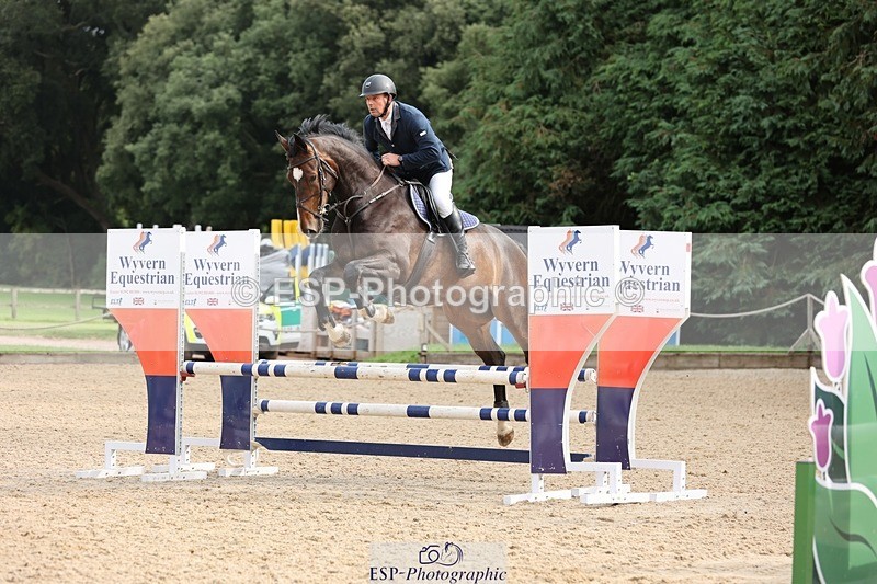 240817-093934-00352 - 02A Snr Brit Nov