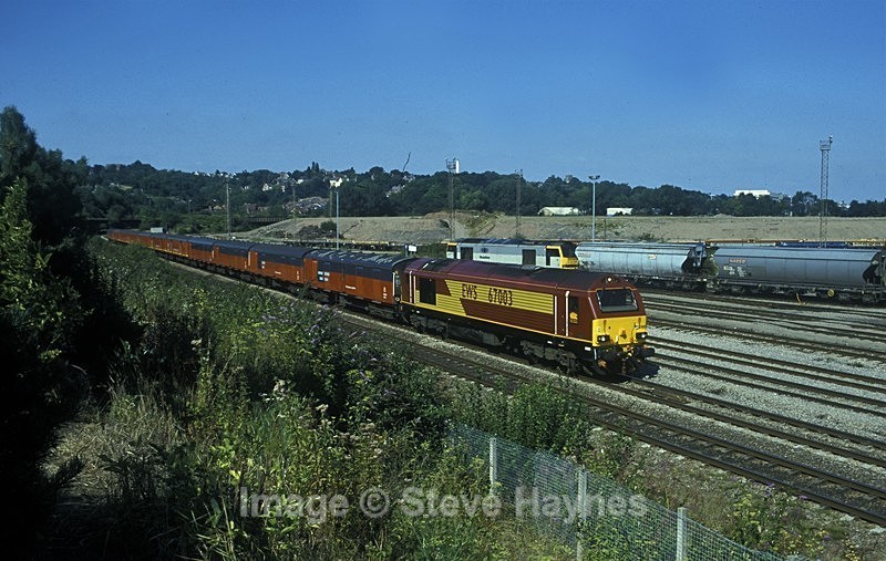 23rd Aug 2000 - Newport Alexandra Dock Junction Yard, Gwent