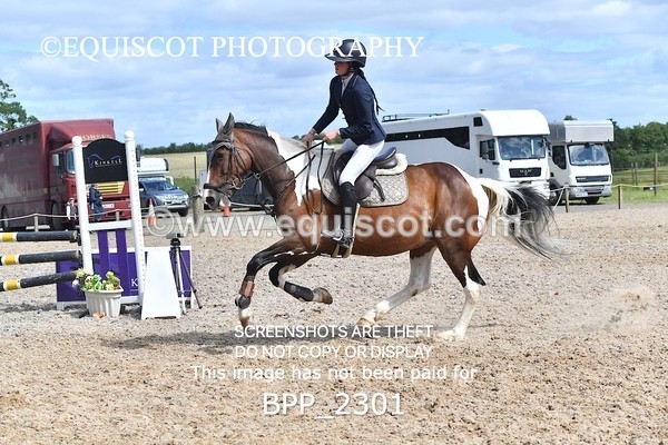 BPP_2301 - CLASS 3 SAT British Novice/ 90cm Open