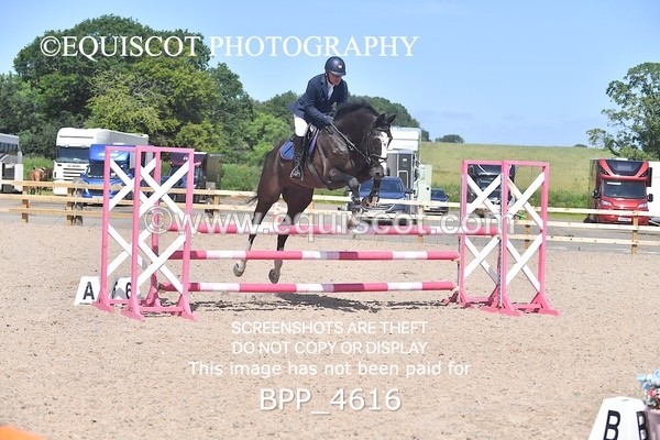 BPP_4616 - CLASS 4 Senior Discovery/ 1m Open