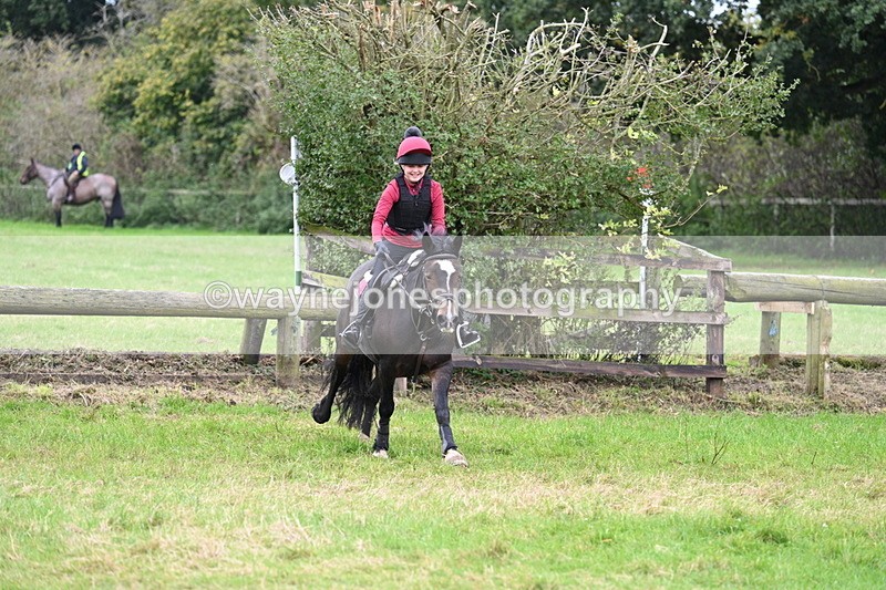 WJ7_1295 - Time at Photographer 12:35 to 13:04