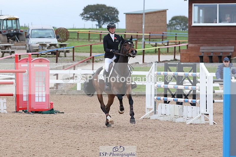 241101A-152738-02979 - FRI Cls 7 Blue Chip Grade B&C Jump Off