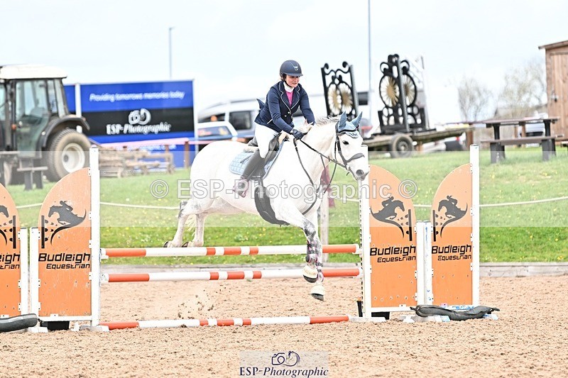 250414-112843-00541 - 90cm Round 1