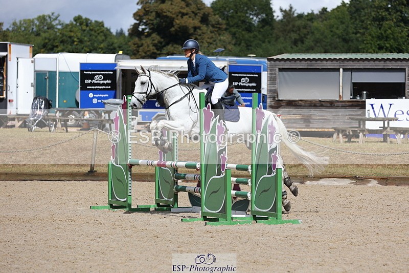 250829A-121620-01600 - Cls 7 British Novice and 90cm