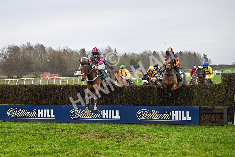 110124-Race 3-Time For A Pint-2387 - Race 3