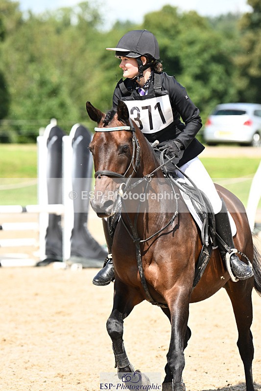 240824X-125409-25660 - 70cm Jump Off