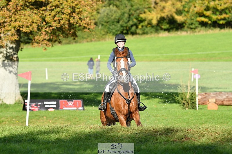 251025A-151505-21773 - G-560-Josie.Dix