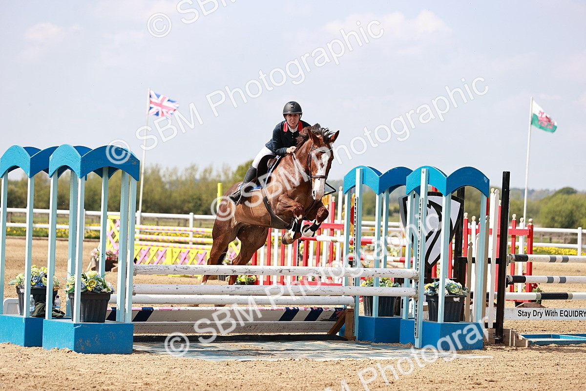  - Class 24 - Senior Newcomers - 1.10m