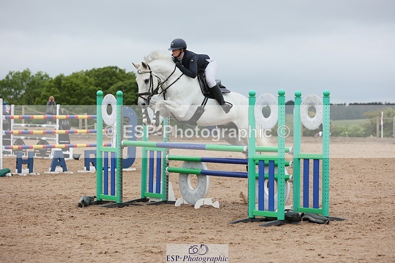 250524-093126-03831 - Cls 13  A&B 1.05m & 1.10m open