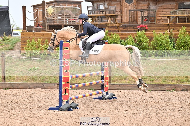 250827B-105226-00176 - Clear Round & Cls 1 Brit Nov 90cm