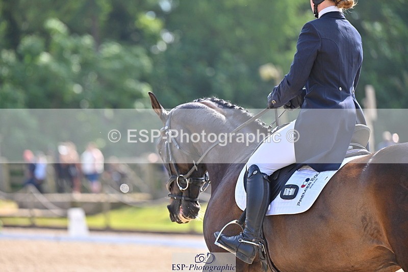 250523A-160709-08172 - A-060-Sophie.Wildern-CARTOON.HERO