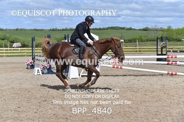 BPP_4840 - CLASS 14  SAT Senior British Novice/ 90cm Open