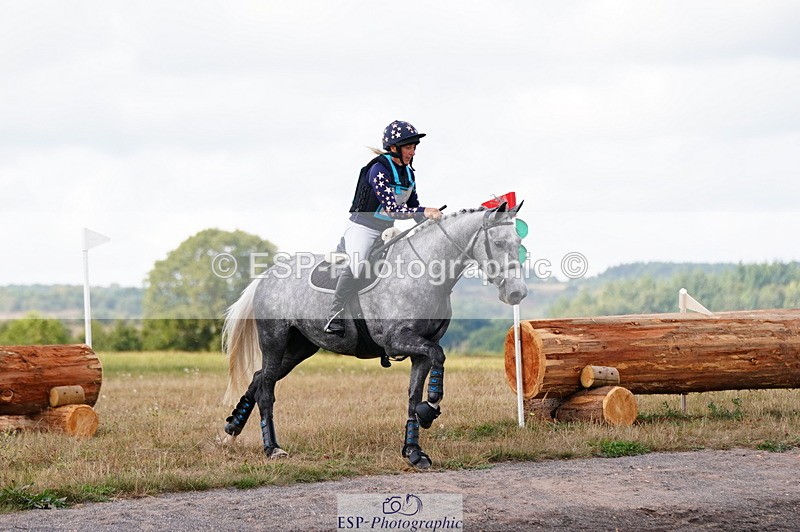 250803A-162130-17139 - Q-754-Leigh.Smallacombe-CRUISING.CARRA