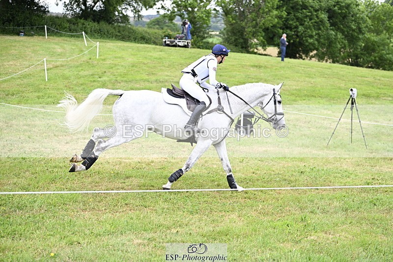 250524A-104948-09099 - A-066-Jemima.Howden-MONBEG.WHISPER