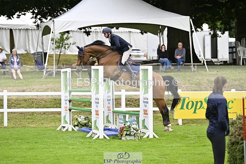 250613A-131227-02110 - Cls 3 Snr Foxhunter