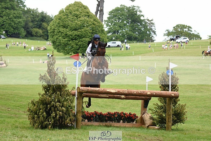 230528-150350-18084 - 487-MGH_GRAFTON_STREET-Pippa_Funnell-XC