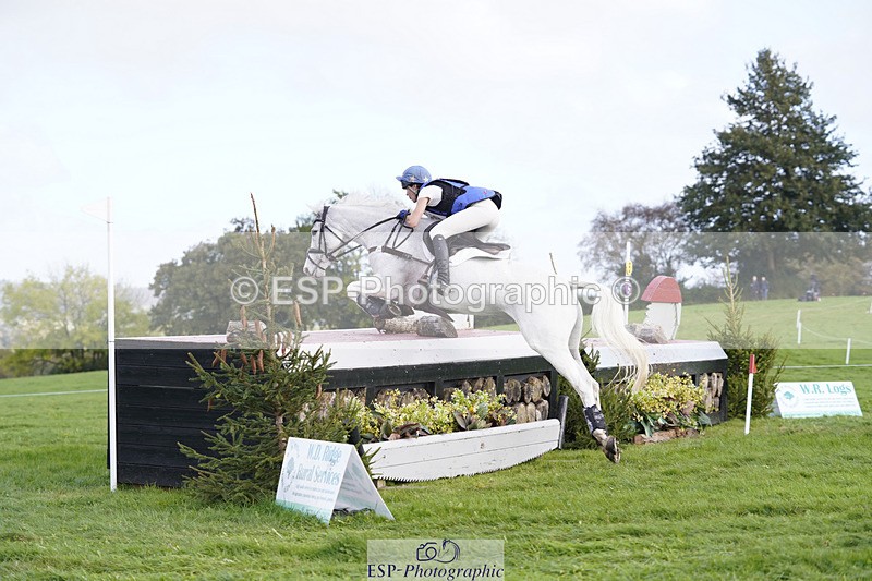 241025-145310-09006 - 206-Emma.Pullon-ECKLANDS.ELSA
