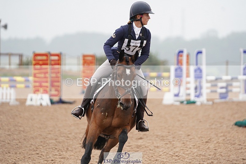 240901A-143126-10054 - 572-Molly.Swain-SOCKS