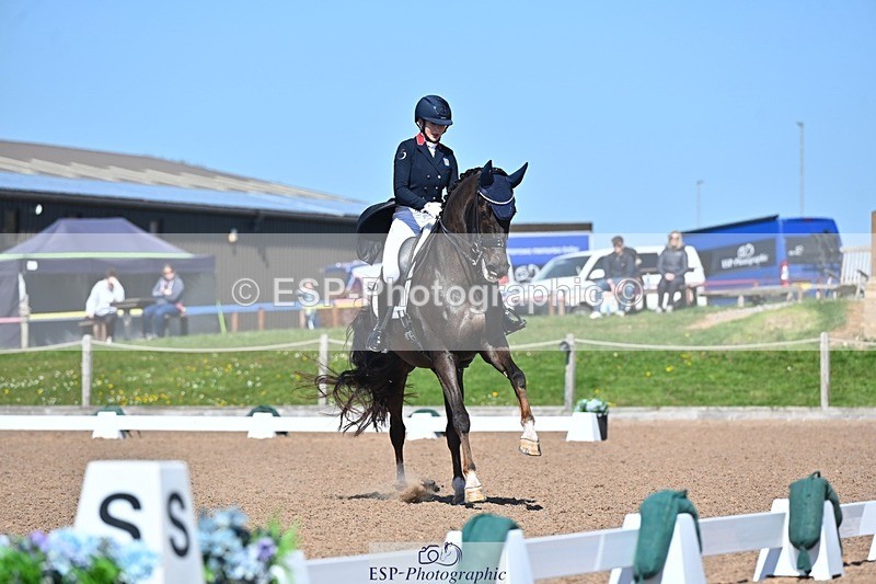 250406-123709-12429 - 186-Isobel Lickley-Katniss