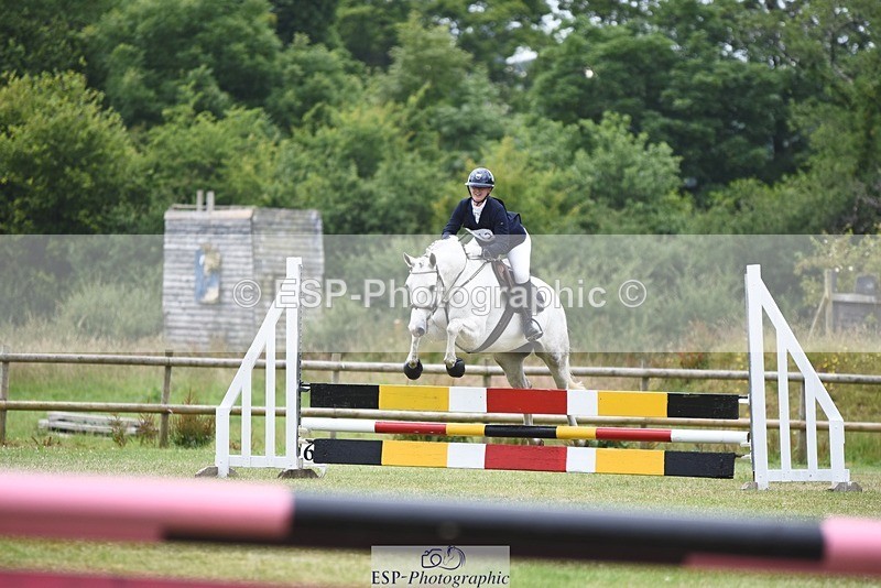 240630-131628-01318 - 812-Jessie_Lammens_Keeping-Avalon_Remus