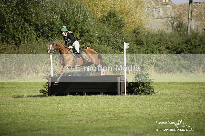  WWHT 171021 3147 - Intermediate (0.90m)  17/10/21