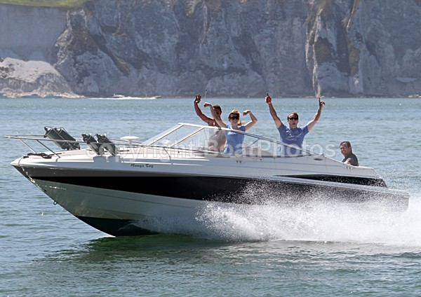 100523 BOUYZ TOY IMG_3496 - Motorboats - Open