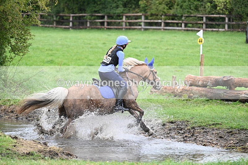 WJ7_1669 - Time at Photographer 13:13 to 13:26