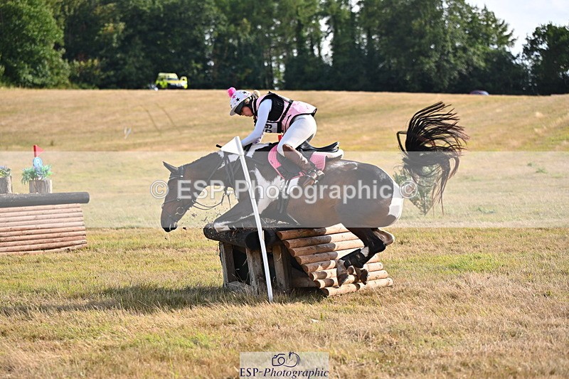 250803A-173110-18073 - S-859-Yssie.Galvin-FLEETING.INCA