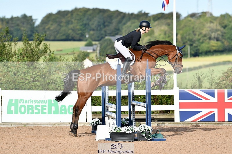 240913A-091601-02882 - Cls 20 Snr British Novice and 90cm Open
