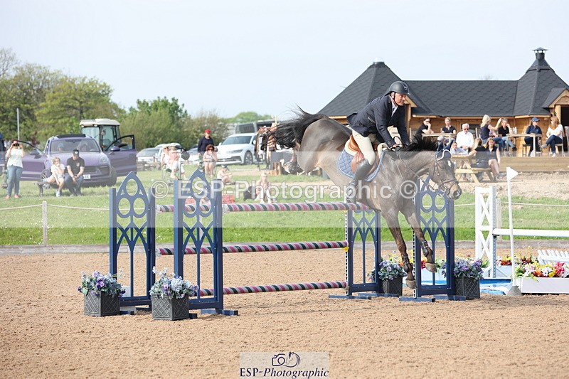 240511A-164954-15046 - Cls 38 National 1.40m Open