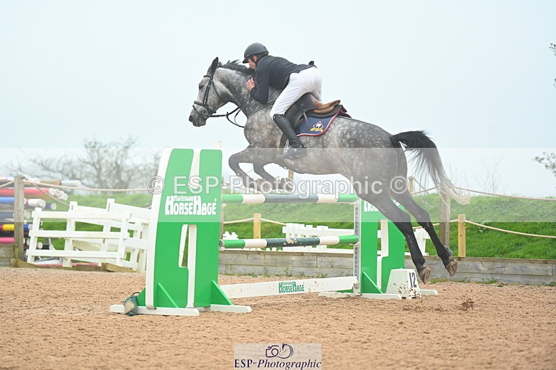 240316A-131734-03617 - Cls 15 Snr Foxhunter