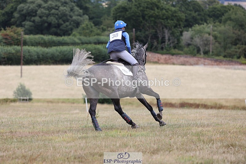 250802A-132155-04337 - A-038-Maisy.Miller-HEADDON.SWAN.SONG