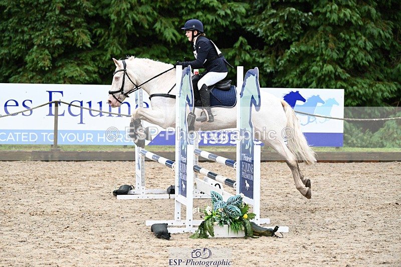 240824X-093826-23284 - 70cm Round 2 9.30 to 10.30