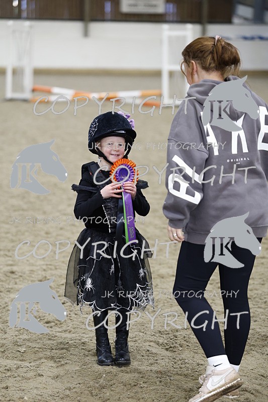 _T0A0925 - Class 1 Cross poles