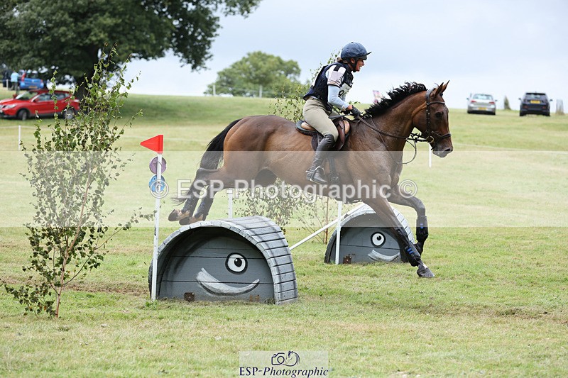 240825X-181546-38511 - 80cm XC 17.30 to End