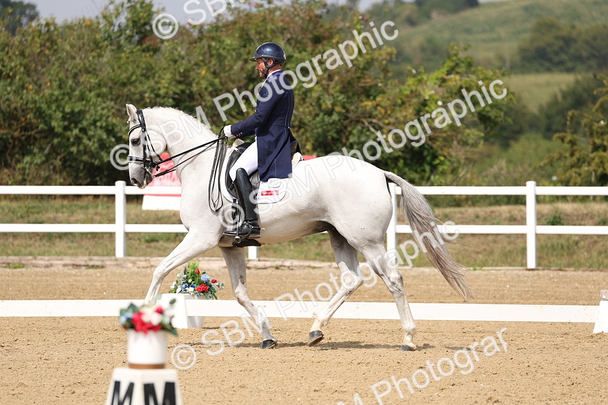 SBM_007343 - Class 9 - FEI INT I - 13.37-14.33