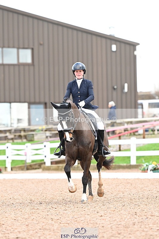 240218A-122346-07258 - 161-Katie.Warner-Active.Nuvalari