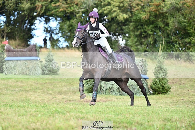 250831-144039-10963 - O-708-Jess.Coombes