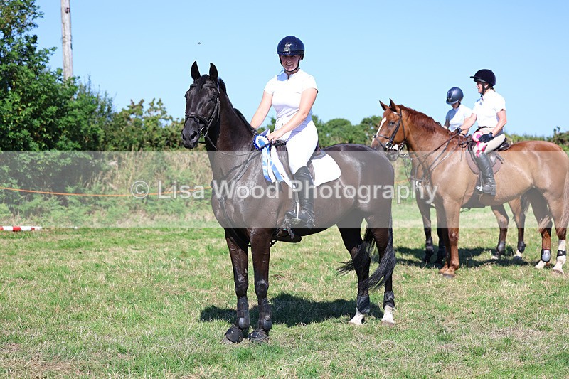 3E7A6571 - Class 13: Senior Newcomers/1.10m open