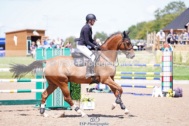 240728A-132442-09199 - Cls 26 NAF Silver Jump Off and Presentations