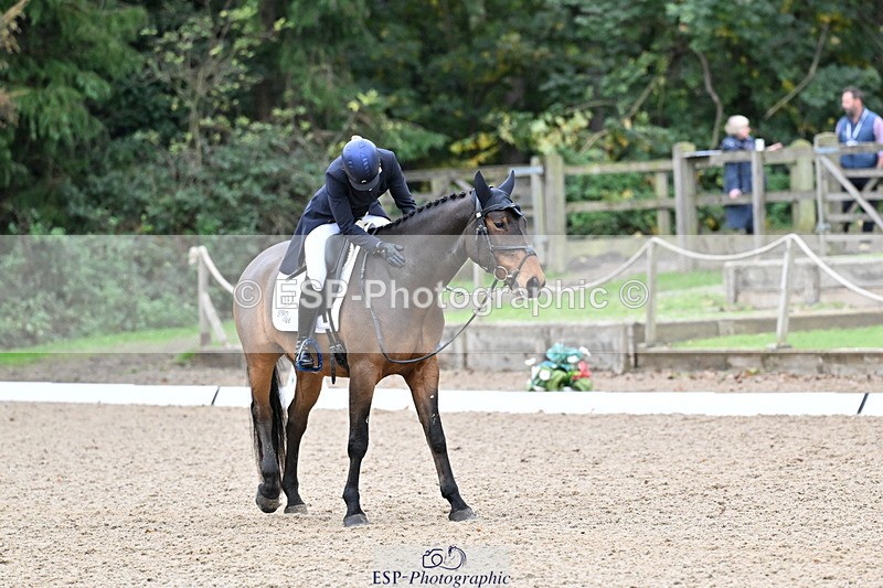 251022A-152842-00556 - B-112-Christina.Wiederkehr