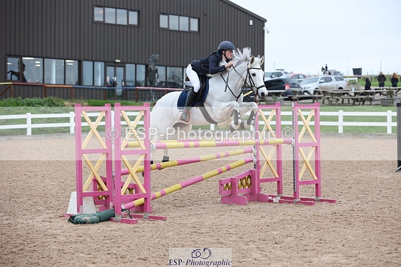 241116X-140916-02408 - Cls 14 A&B Pony Fox & 1.10m Open