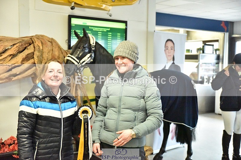 250214-153252-02538 - Advanced Medium Silver Presentations