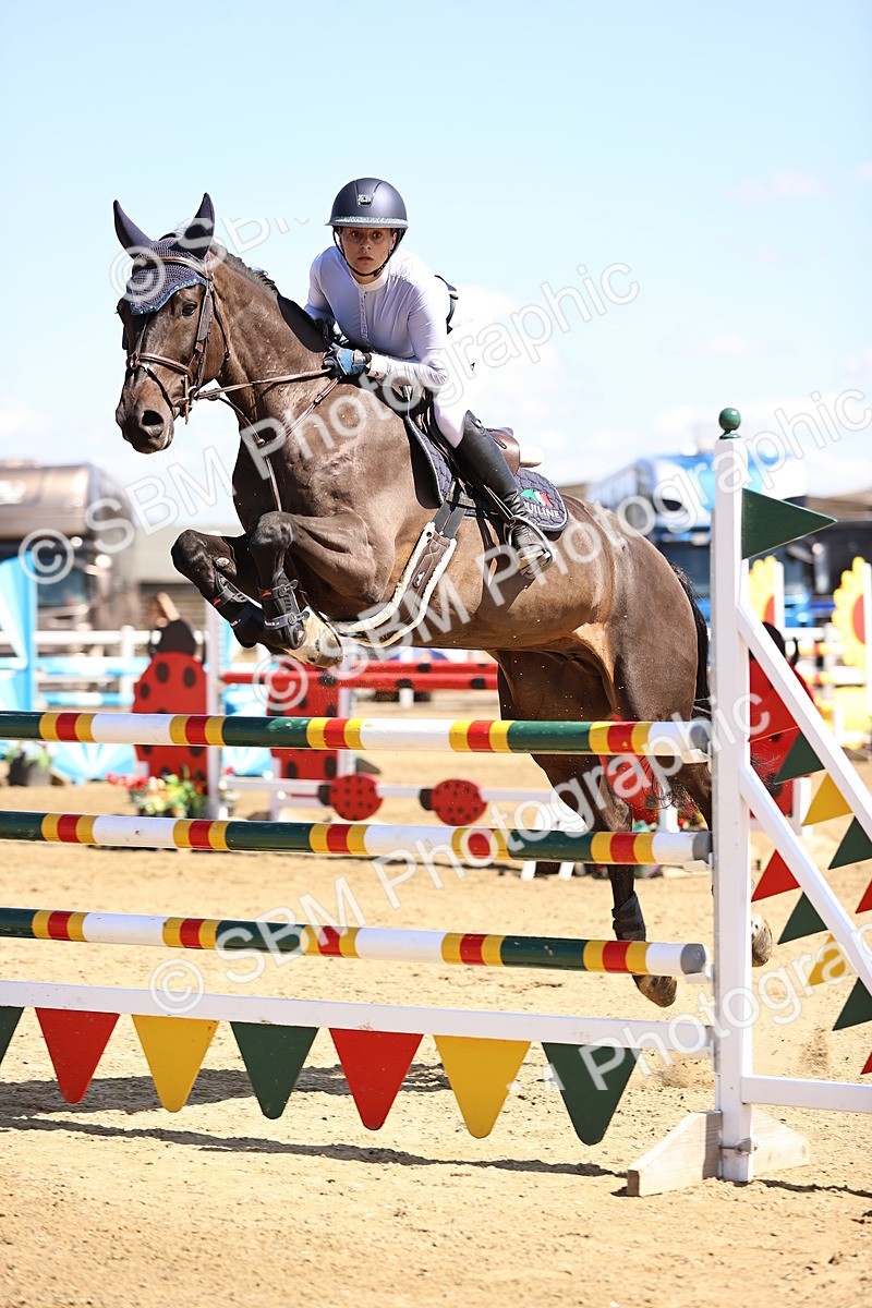 SBM_015111 - Class 16 - Senior foxhunter - 1.20m Open
