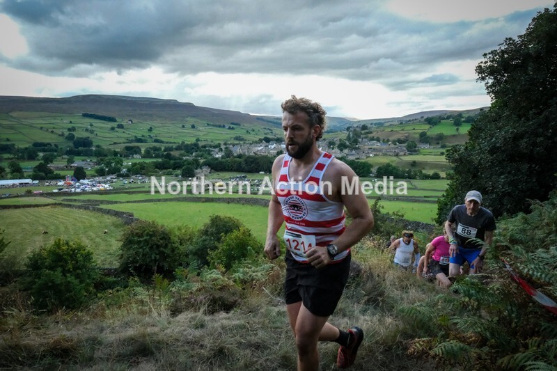 DSCF5165 - Reeth Fell race seniors